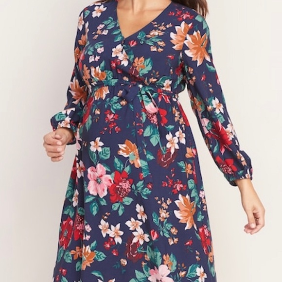 Maternity Dress - Picture 4 of 4